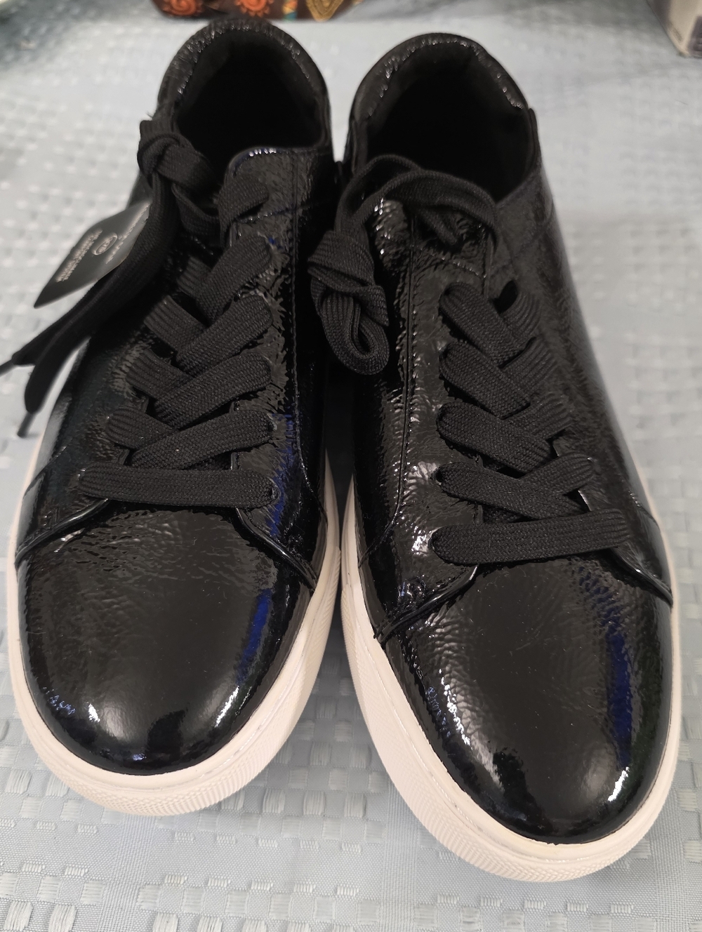 Kenneth Cole Women's Kam Techni-Cole Patent Leather Lace Up Sneakers Black  7M